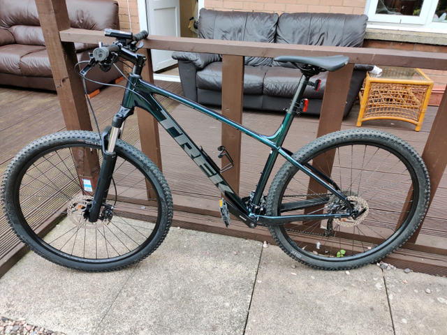 trek marlin 7 2020 emerald iris